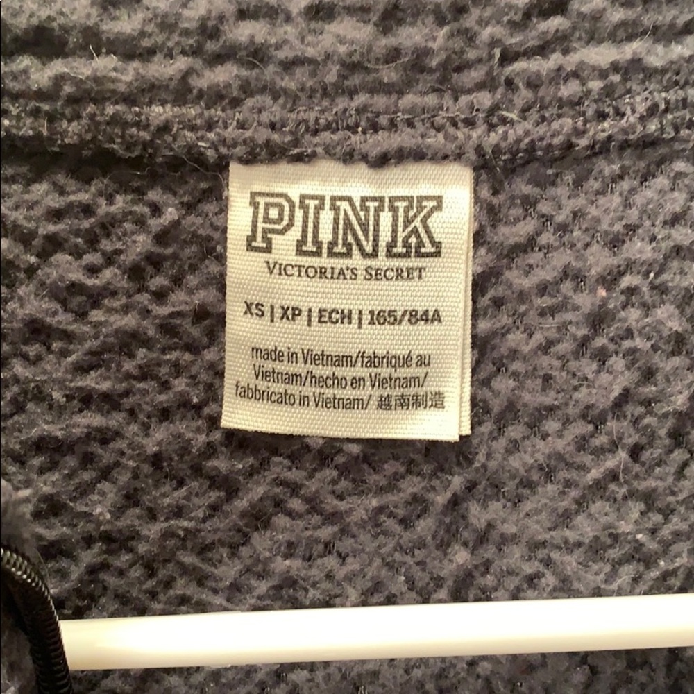 Vest - Picture 2 of 2